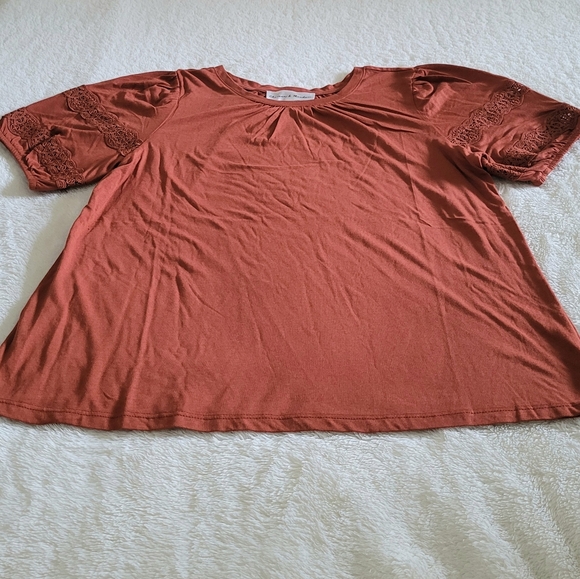 Chelsea & Theodore Puffy Sleeve Top - NWT - Picture 10 of 14